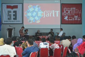 Festival JarIT (Belajar IT) di ST3 Telkom Purwokerto