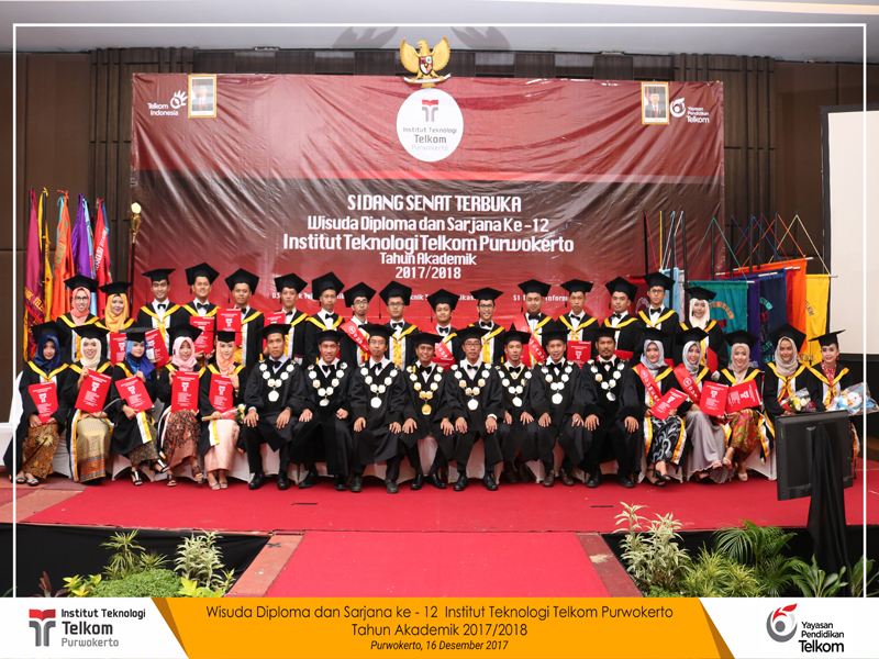 Wisuda Informatika IT Telkom Purwokerto