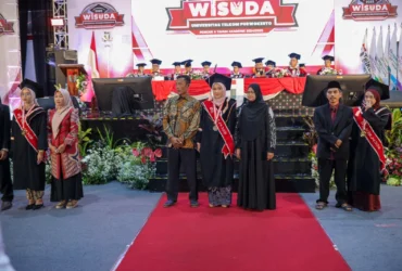 Bunga Laelatul Muna dan Refi Junitasari Meraih Predikat Mahasiswa Berprestasi di Wisuda Juni 2025